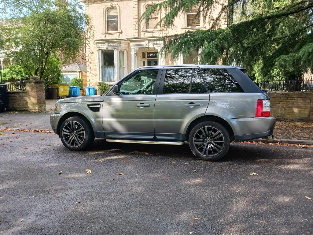 2009 Landrover Rangerove sport V8